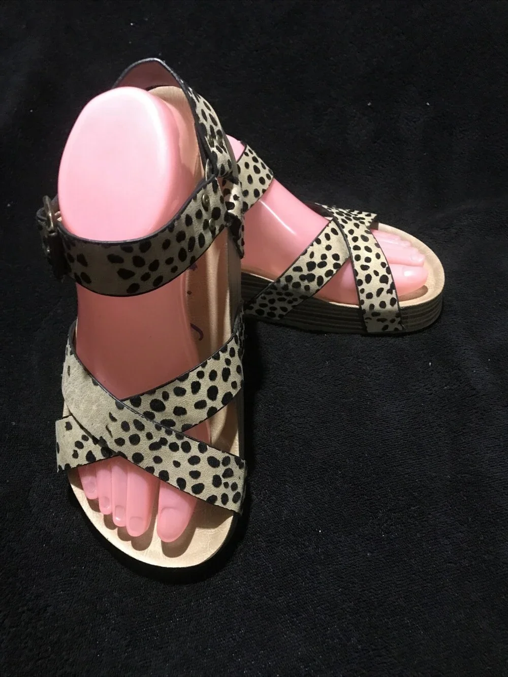 Blowfish 7.5M Womens LEOPARD Sandals Open Toe Platforms Fashion Ladies Shoes